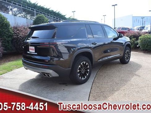 Certified 2026 Chevrolet Traverse Z71 w/ Driver Confidence Package AWD/4WD image 14