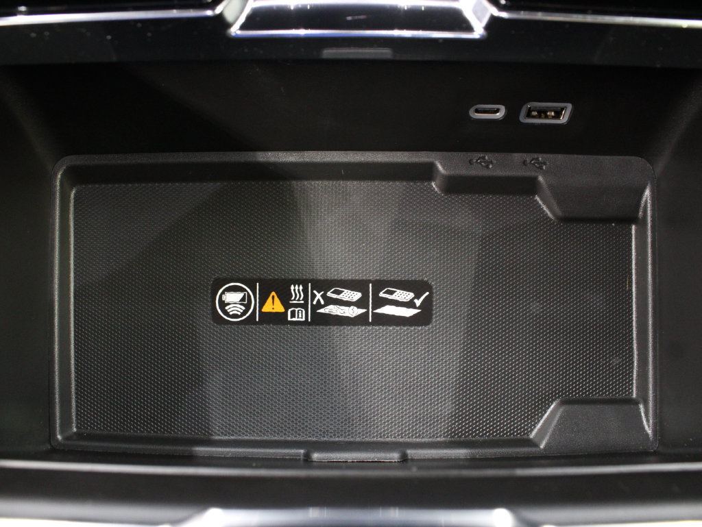 Used 2026 GMC Yukon Denali w/ Sun & Power Step Package AWD/4WD image 66