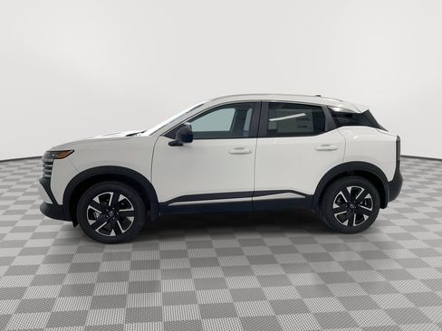 Certified 2026 Nissan Kicks SV w/ Cold Weather Package AWD/4WD image 7