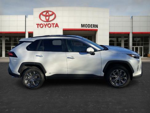 Used 2024 Toyota RAV4 Limited image 4