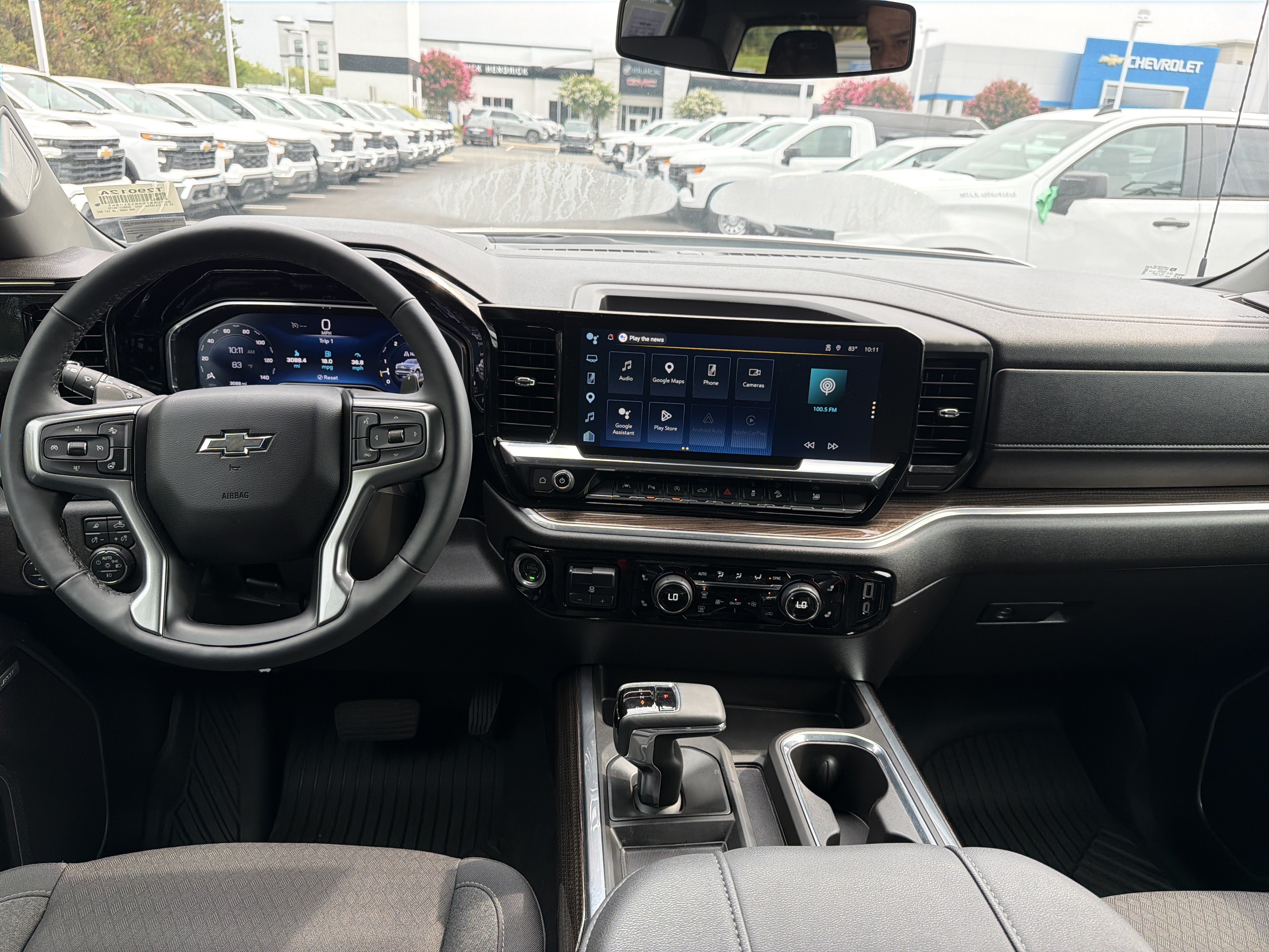 Used 2025 Chevrolet Silverado 1500 RST AWD/4WD image 29
