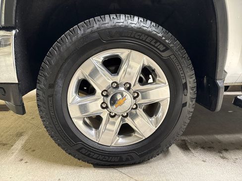 Used 2021 Chevrolet Silverado 3500 LTZ w/ LTZ Premium Package image 28