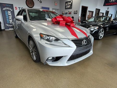 Used 2015 Lexus IS 250 w/ Premium Package RWD image 17