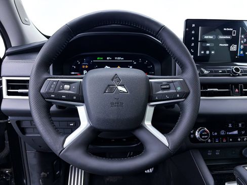 New 2026 Mitsubishi Outlander SEL FWD image 24