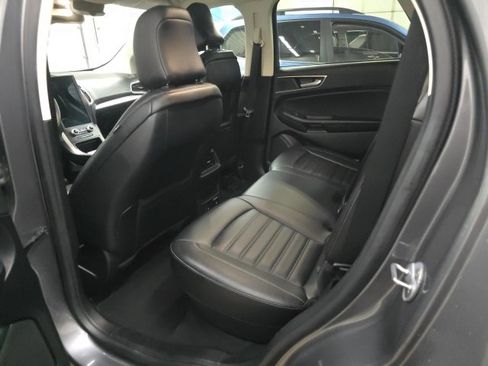 Used 2022 Ford Edge SEL w/ Convenience Package image 12