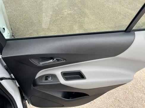 Used 2024 Chevrolet Equinox LT AWD/4WD image 33