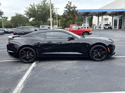 Used 2020 Chevrolet Camaro LT RWD image 3