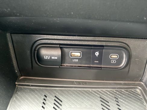 Certified 2023 Kia Sportage EX image 16