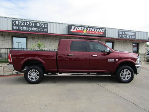Used 2016 RAM 2500 Laramie w/ Cold Weather Group AWD/4WD image 5
