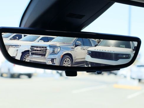 Certified 2023 Chevrolet Traverse Premier image 14