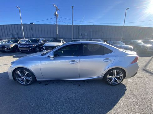 Used 2017 Lexus IS 300 AWD image 2
