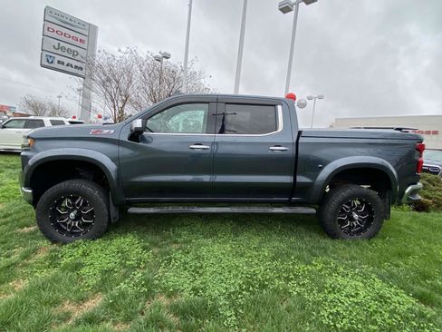 Used 2019 Chevrolet Silverado 1500 LTZ w/ LTZ Premium Package image 5