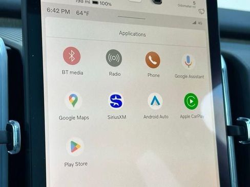 New 2026 Volvo EX30 Plus w/ Protection Package Premier image 12