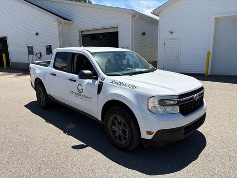 Used 2023 Ford Maverick XLT FWD image 6