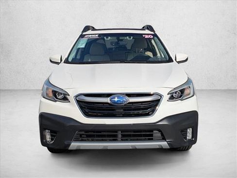 Used 2020 Subaru Outback Limited XT image 2