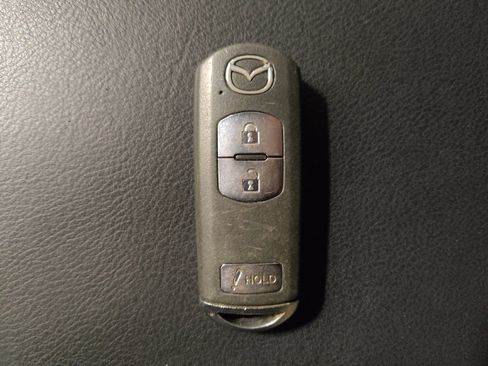 Used 2017 MAZDA CX-5 Touring image 32