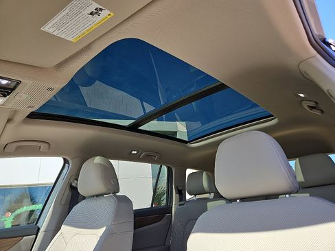 New 2026 Volkswagen Atlas SE image 13