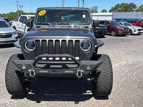 Used 2022 Jeep Wrangler Sport AWD/4WD image 2
