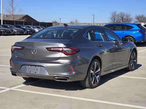 Used 2025 Acura TLX w/ Technology Package image 12