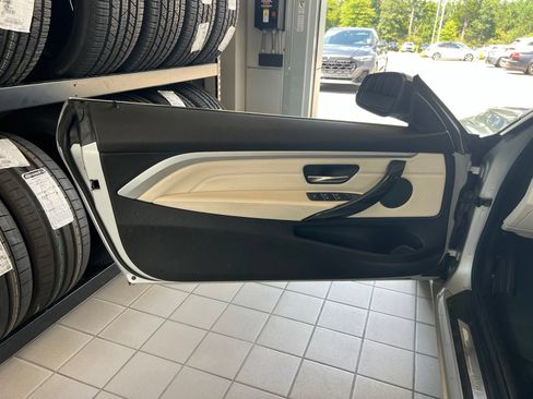 Used 2018 BMW 430i Convertible RWD image 23