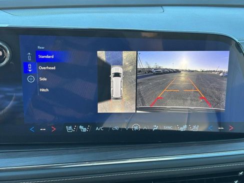 New 2026 Chevrolet Suburban Premier image 19