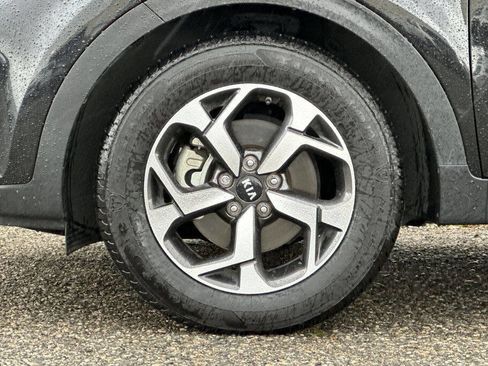 Used 2022 Kia Sportage LX image 24