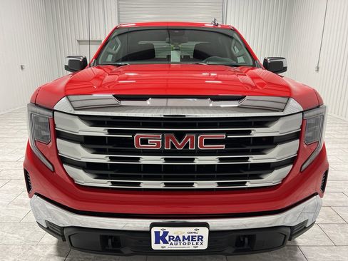 New 2026 GMC Sierra 1500 SLE image 30