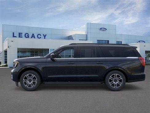 New 2026 Ford Expedition Max Active RWD image 3