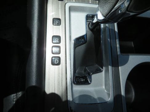 Used 2018 Nissan Murano SL w/ Moonroof Package image 38