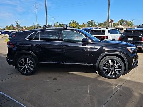 New 2026 Volkswagen Atlas Cross Sport SEL Premium R-Line AWD/4WD image 4
