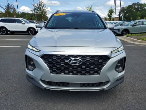 Used 2019 Hyundai Santa Fe Limited FWD image 2