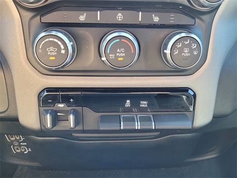 Used 2023 RAM 1500 Big Horn image 10