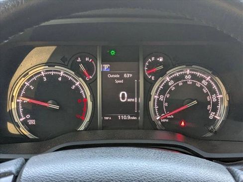 Used 2023 Toyota 4Runner TRD Off-Road Premium w/ Moonroof Package AWD/4WD image 3