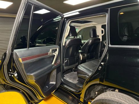 Used 2014 Lexus GX 460 image 15