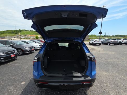 New 2026 Chevrolet Equinox RS w/ Convenience Package III FWD image 31