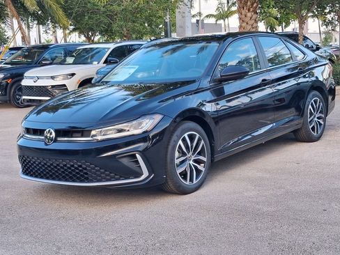 New 2026 Volkswagen Jetta SE image 3
