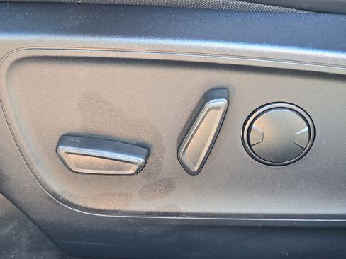 Certified 2025 Ford Escape ST-Line w/ Equipment Group 301A image 11