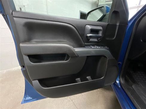 Used 2018 Chevrolet Silverado 1500 LT w/ All Star Edition AWD/4WD image 10