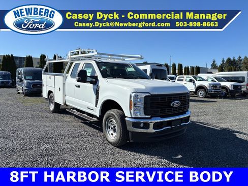 New 2025 Ford F250 XL w/ XL Chrome Package image 1