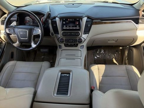Used 2015 GMC Yukon XL Denali AWD/4WD image 17