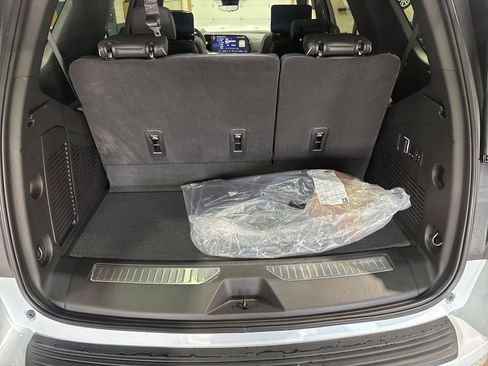 New 2026 Chevrolet Tahoe Premier image 13