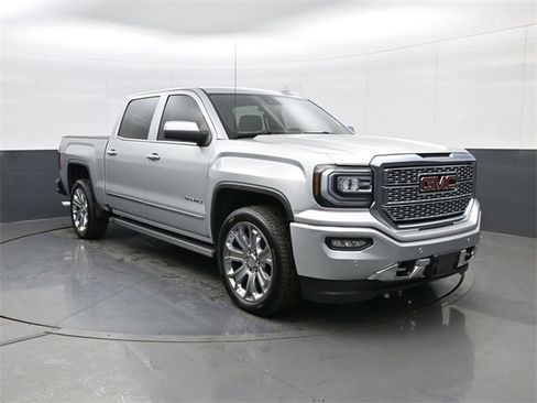 Used 2018 GMC Sierra 1500 Denali w/ Denali Ultimate Package image 3