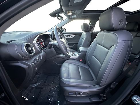 New 2025 Chevrolet Blazer LT w/ Sound & Technology Package image 9