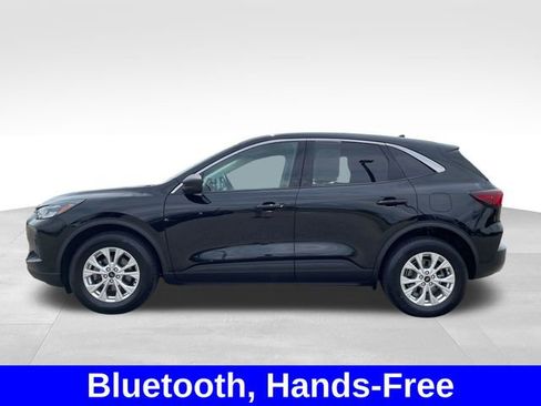 Used 2023 Ford Escape Active w/ Tech Pack #1 AWD/4WD image 2
