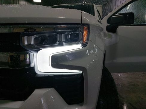 Used 2023 Chevrolet Silverado 1500 LT AWD/4WD image 31