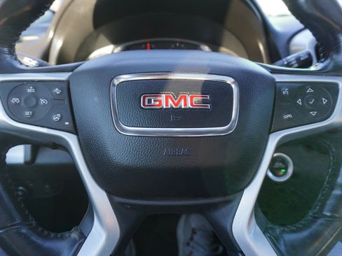 Used 2018 GMC Terrain SLT w/ Preferred Package image 17