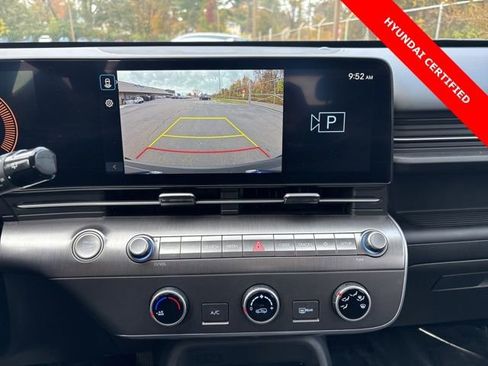 Certified 2025 Hyundai Kona SE image 20