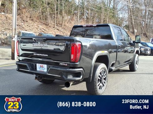 Used 2023 GMC Sierra 2500 AT4 w/ AT4 Preferred Package image 8