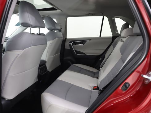 Used 2025 Toyota RAV4 XLE Premium w/ Weather Package image 15