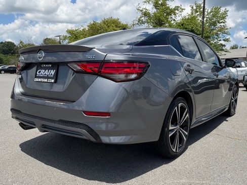 Used 2022 Nissan Sentra SR w/ Trunk Package FWD image 7